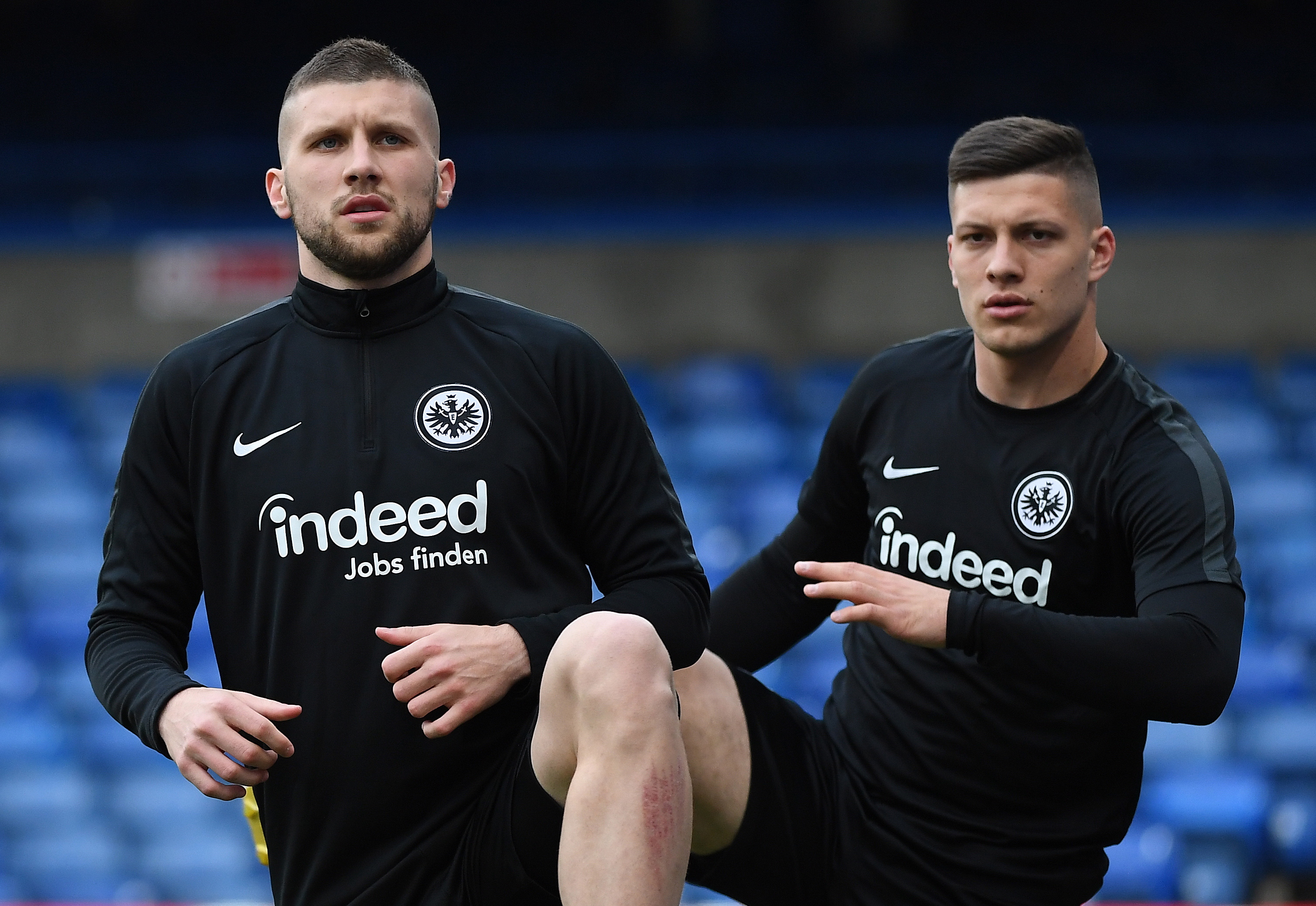 MK体育平台-包含欧超杯赛前攻防权衡Uzi连续三场比赛得分超过状态火爆，网友：转会期法兰克福备战社区盾的词条